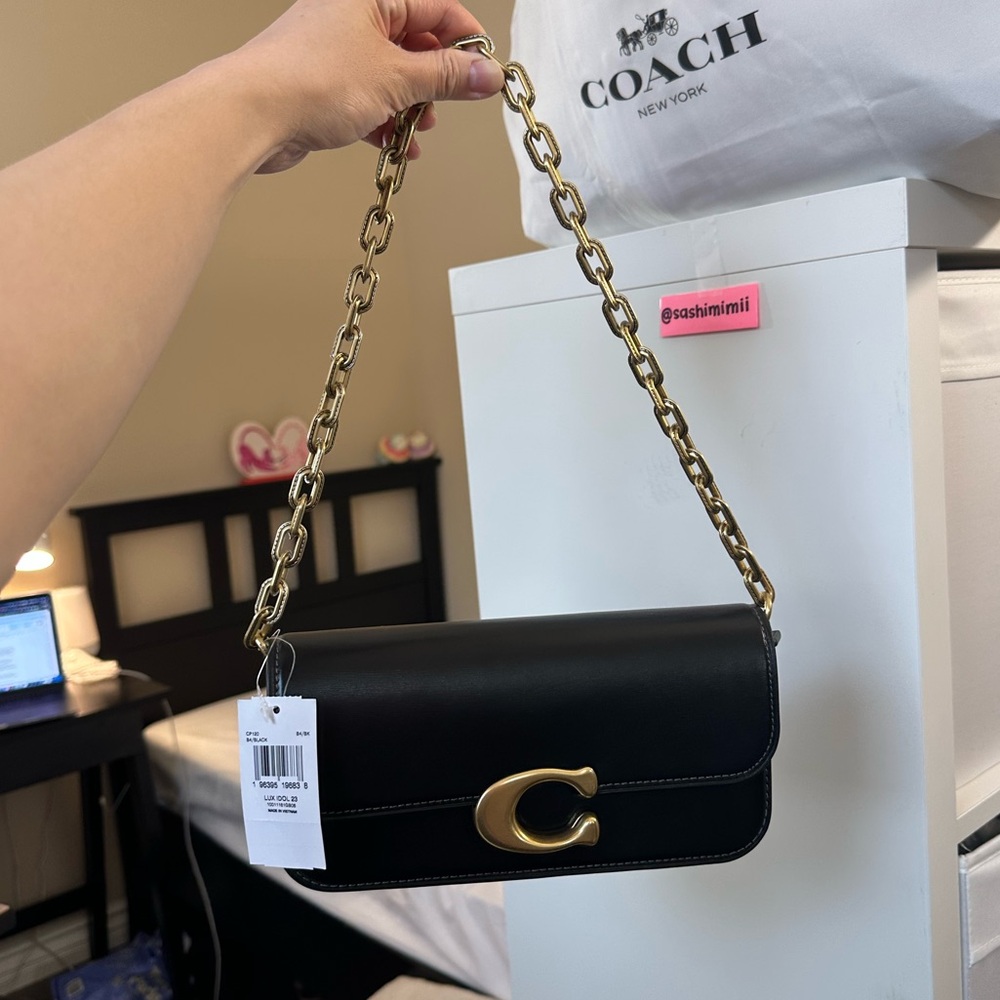 *SOLD - DO NOT BUY* NWT Coach Idol Bag 23 Chain Shoulder Crossbody Bag - Black